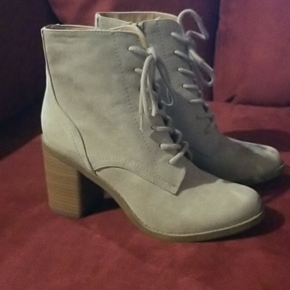 Cailey Heeled Boots